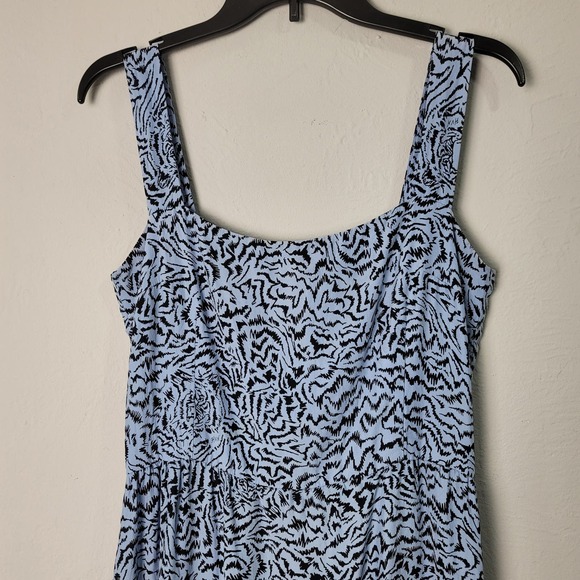 HVN Olympia Sleeveless Gown size 6 $675 - Picture 3 of 11